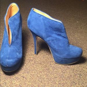 Zigi Soho Suede Blue Platform Heel Booties